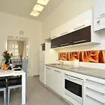 Navratilova Apartment *