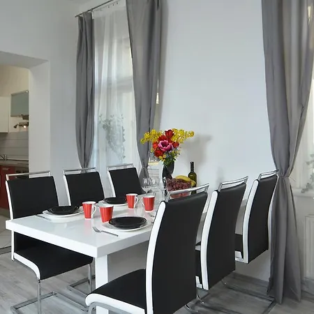 Apartment Navratilova