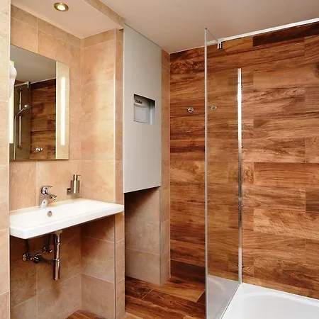 Navratilova Apartment