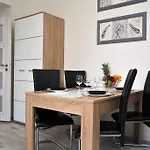 Navratilova Apartment Prague